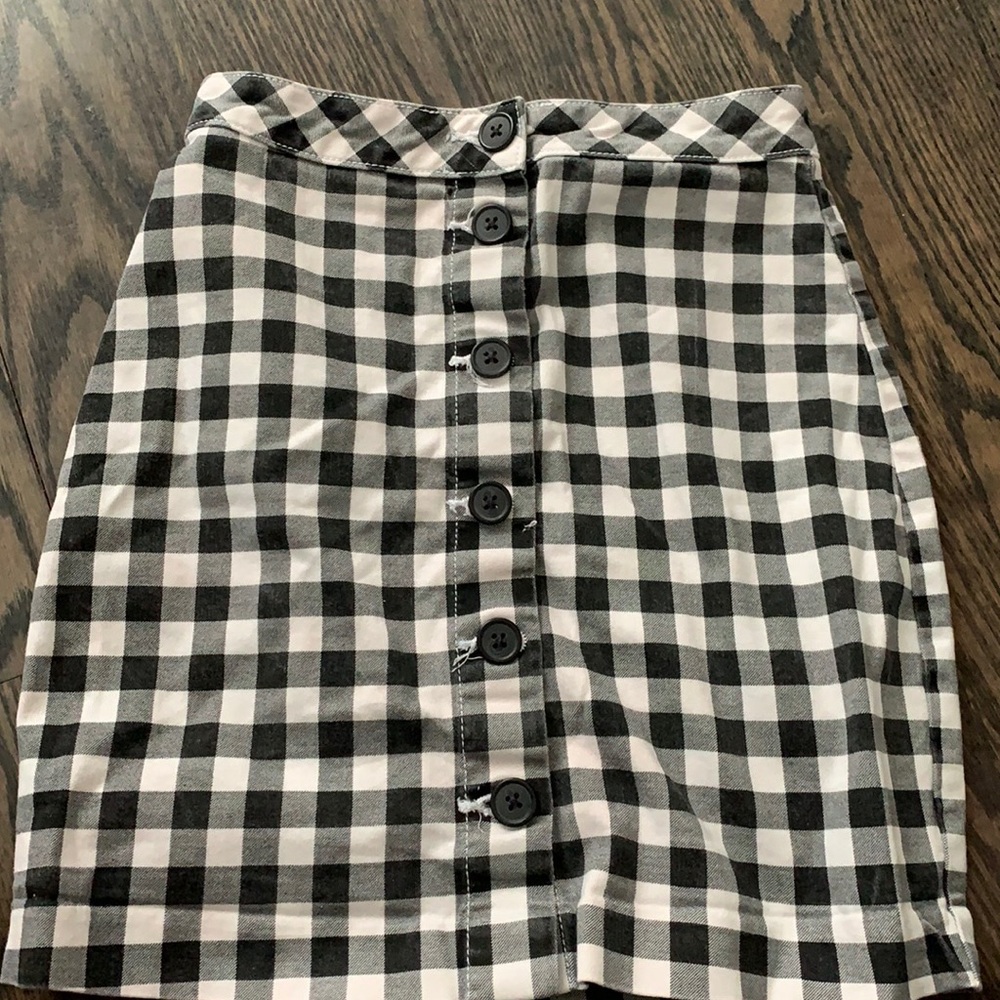 plaid skirt